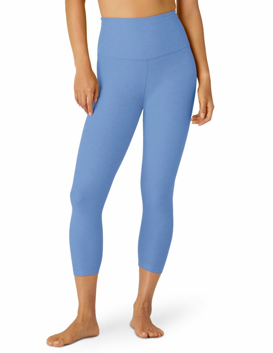 Women * | Clearance Beyond Yoga Spacedye Walk And Talk High Waisted Capri Legging Flower Blue Heather