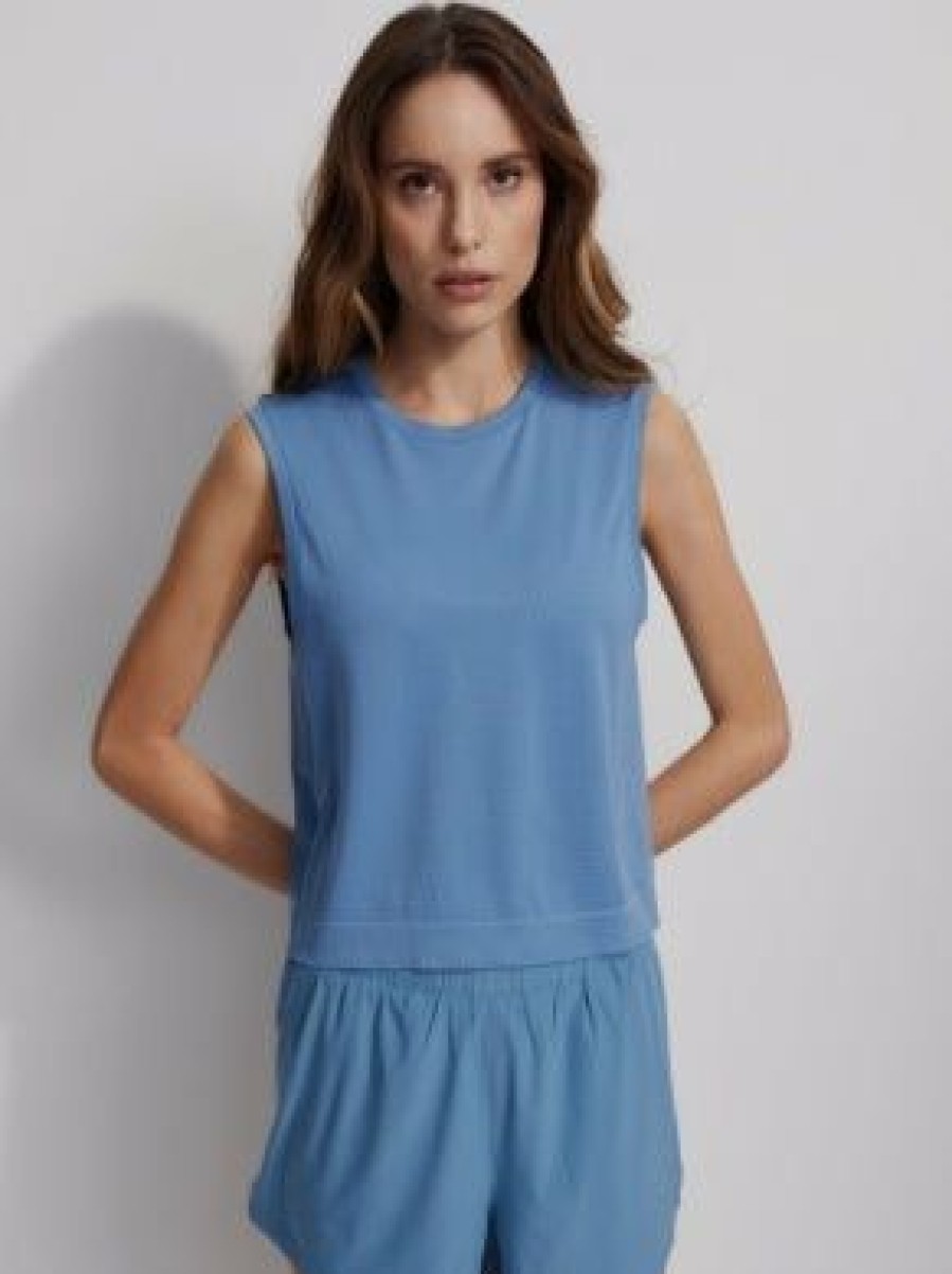 Women * | Discount Online Varley Page Seamless Crop Tank Blue Heaven